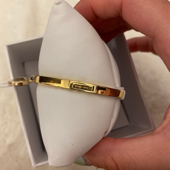 Michael Kors Bangle - Picture 3 of 5